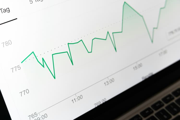 텍스트 안에 차트를 넣는 가변 폰트 'Datatype'...OpenType 기술로 자체 코드만으로 데이터 시각화