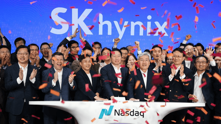 SK하이닉스, 나스닥 상장으로 '글로벌 투자자 저변' 넓힌다...'AI 핵심 파트너' 입지 굳히기...美 자본시장서 HBM 경쟁력 앞세워 차세대 컴퓨팅 생태계와 연결 강화, 상장 전 로드쇼서 성장성 주목받아