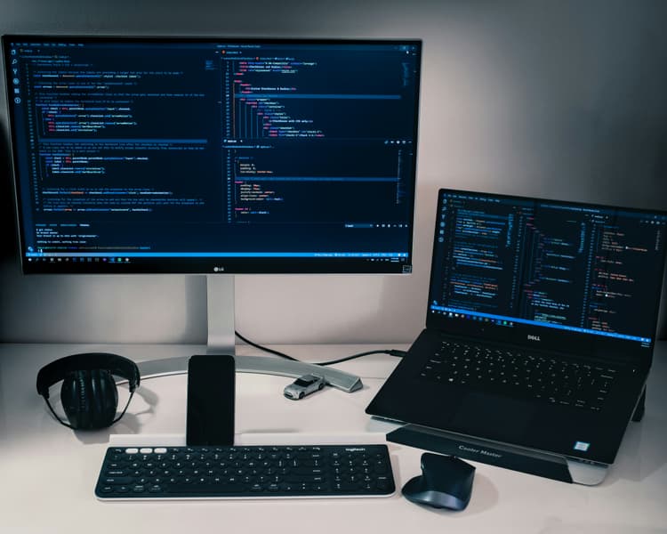 컬(curl) 없는 컨테이너에서 HTTP 요청, 배시 '/dev/tcp'로 해결...추가 설치 없이 셸만으로 가능