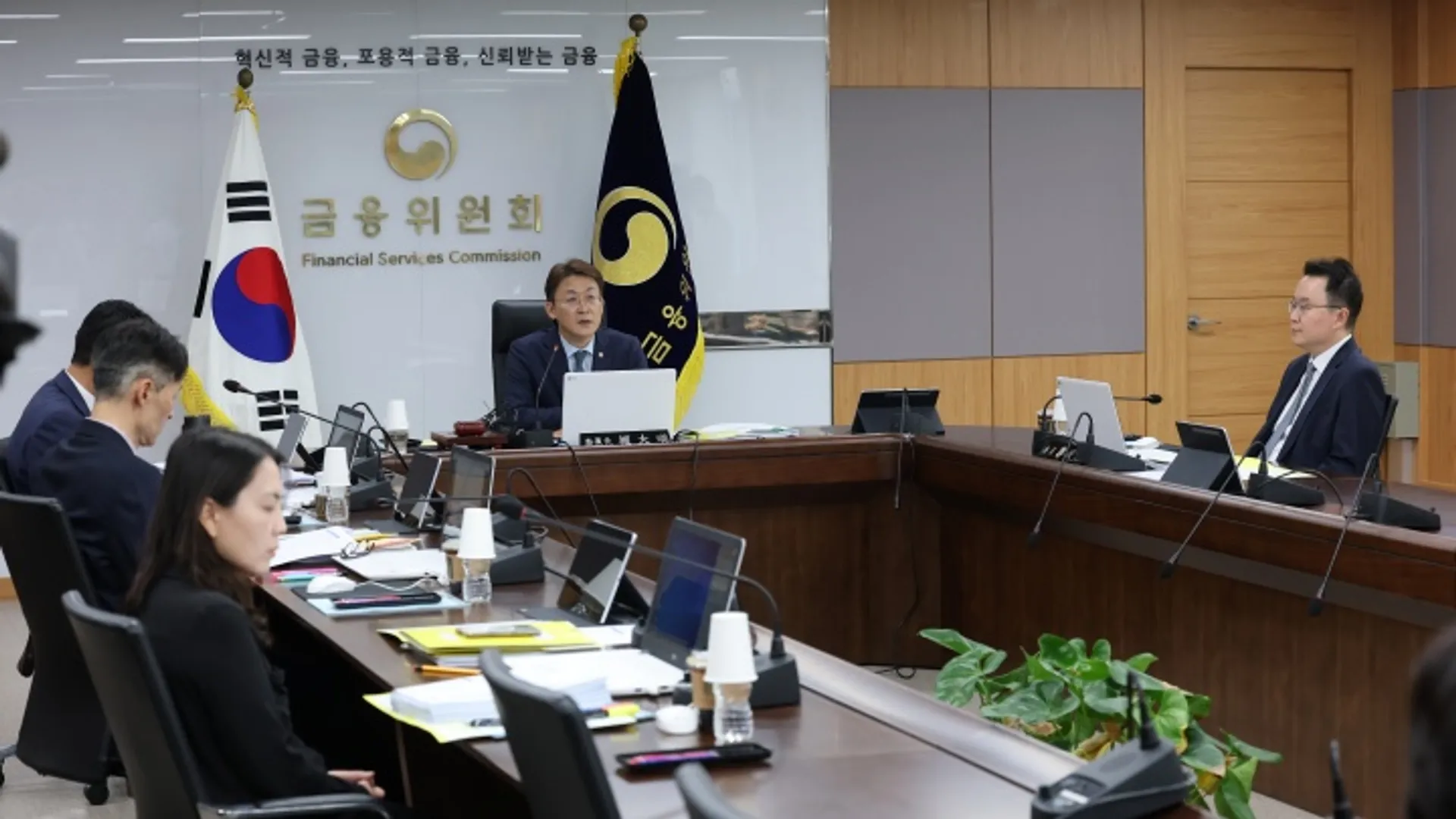 ICT 규제샌드박스 '패스트트랙' 첫 가동, 반려동물 비문 등록 등 4건 신속 처리